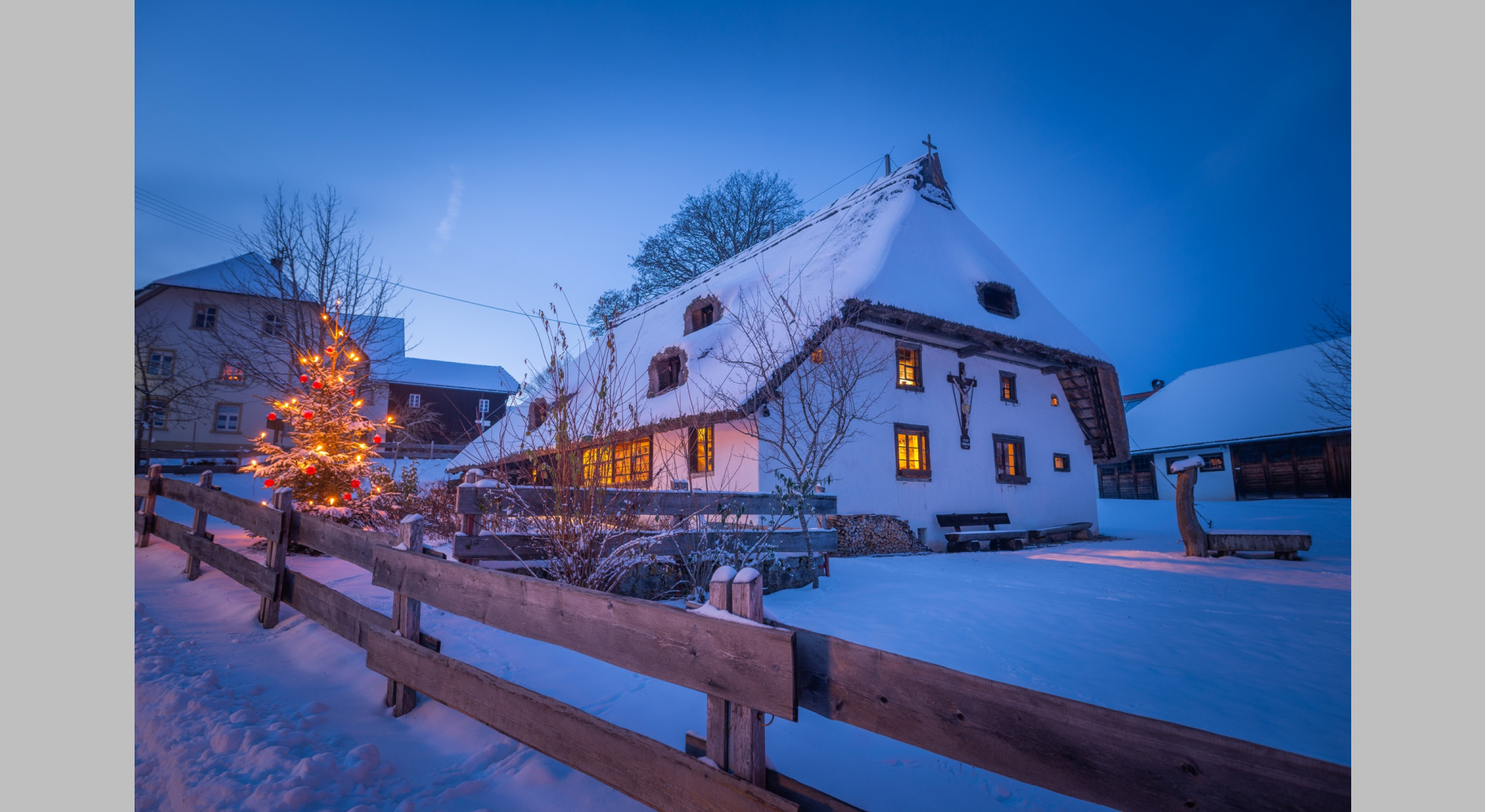 Winterlicher Klausenhof