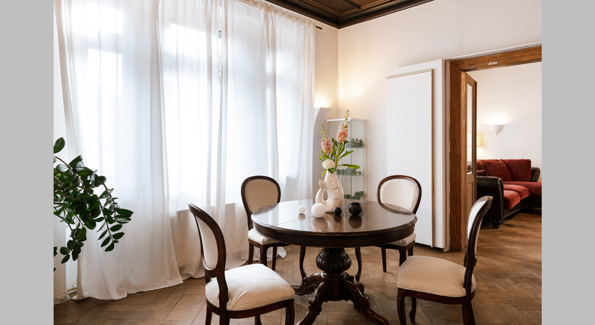 Gründerzeit Residenz aus 1887 I Hauptsalon Übergang Arbeitszimmer