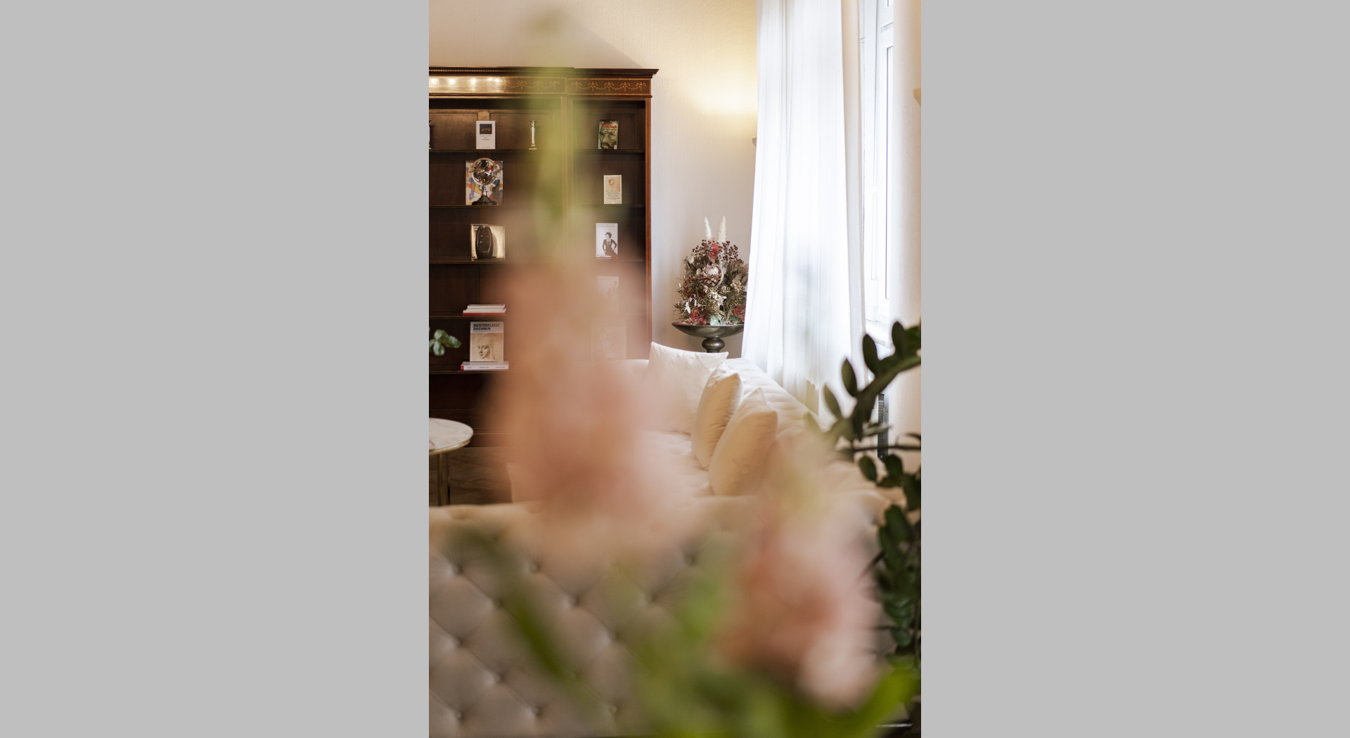 Gründerzeit Residenz aus 1887 I Hauptsalon Details Perspektive