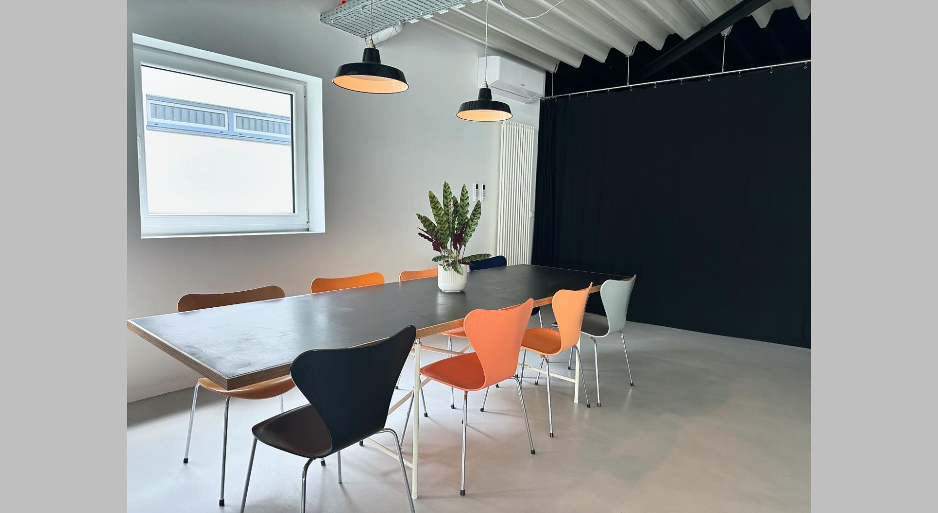 Arbeitsbereich in der Galerie