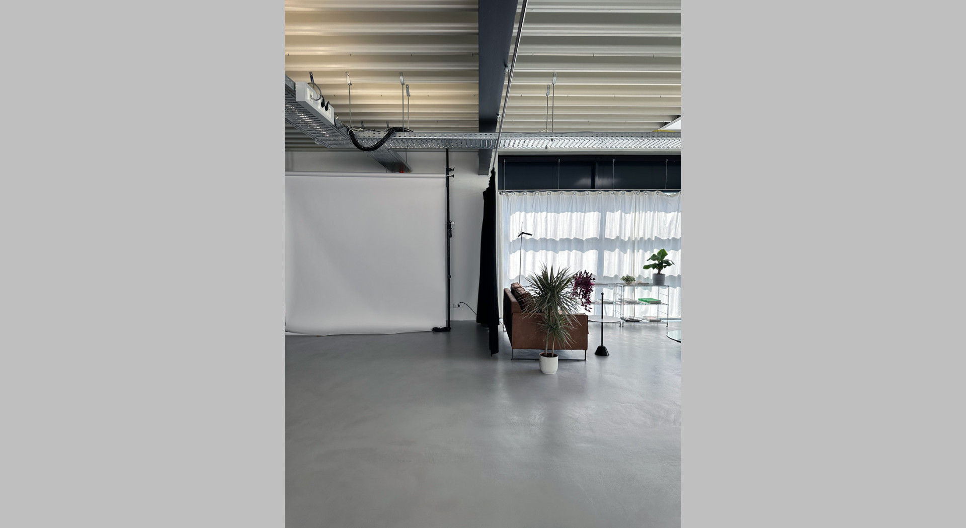 Backdropsystem in der Galerie