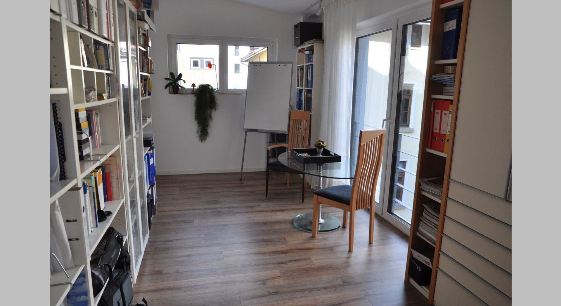 Eine Besprechungsecke im Arbeitszimmer