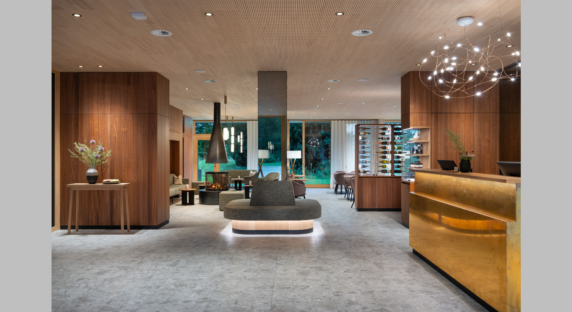 Lobby und Bar im Seegut