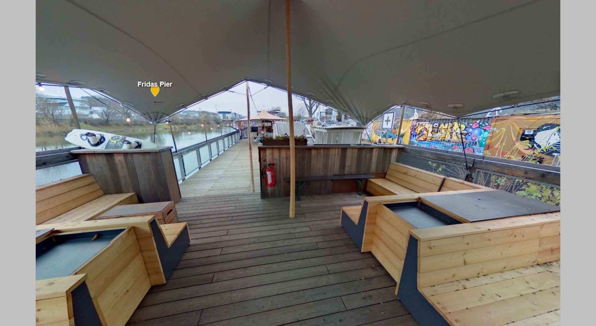 Lounge Deck