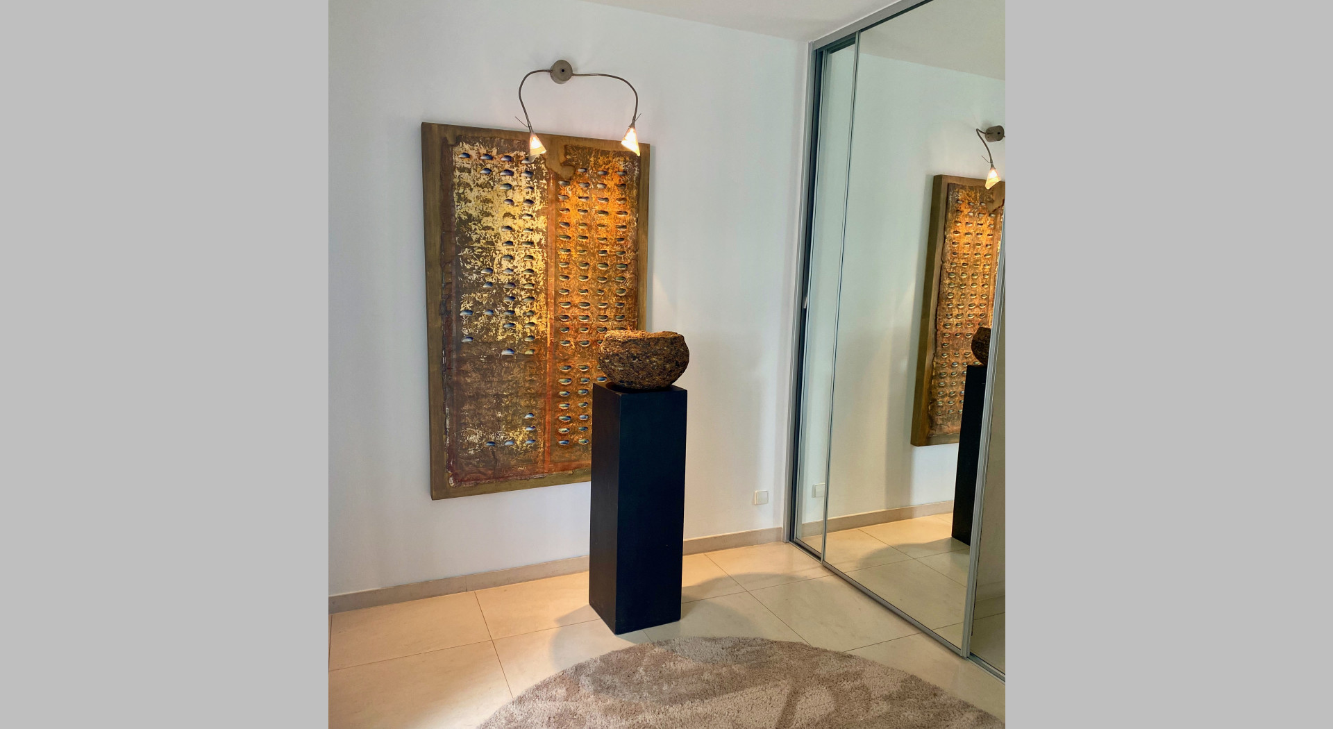 Diele vor Gäste WC, Spiegelschrank/ Garderobe Zugang zur Toilette