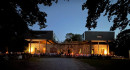 Schlossruine mit Park