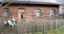Rotes Häusle Atelierhaus Arbeitsraum hohe Fenster